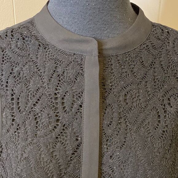 Simply Vera Vera Wang Medium Lace Blouse Pleated Back Hidden Button Up - Picture 4 of 10